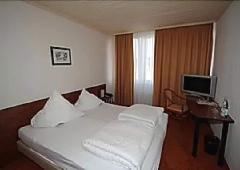 Hotel Alpha