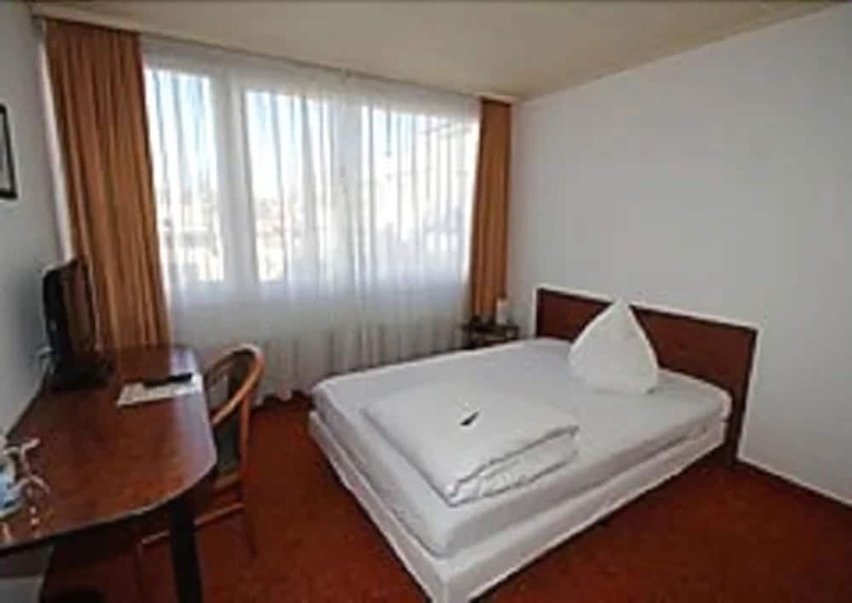 Hotel Alpha