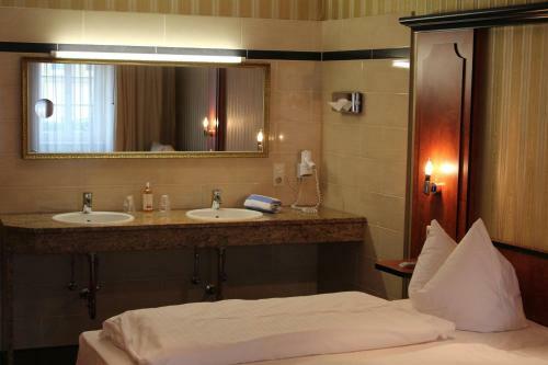 Historik Hotel Goldener Hirsch Rothenburg