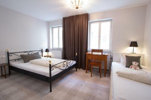 Historik Hotel Goldener Hirsch Rothenburg
