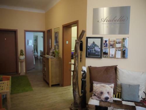 Hostal Hotel Arabella Garni