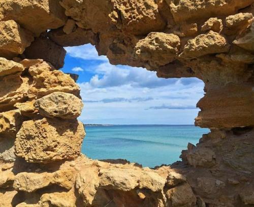Apartment In A Villa A Stones Throw From The Sea