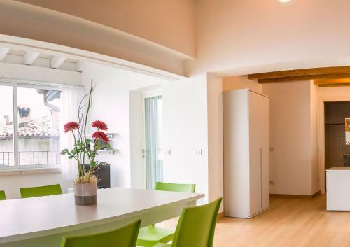 Apartamento Villa Borgo Borago