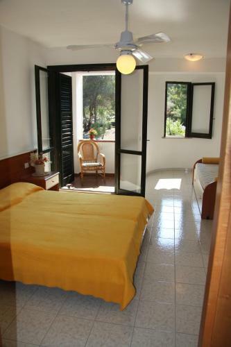 Apartamento Vulcano Blu Residence