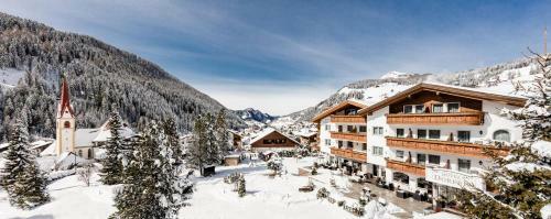 Hotel Dorfer Alpine&charming