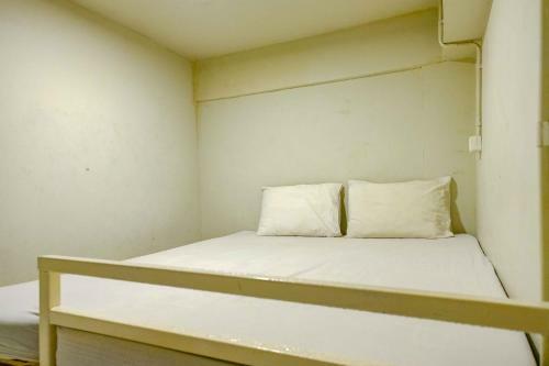 Hotel Cendrawasih Residence Redpartner
