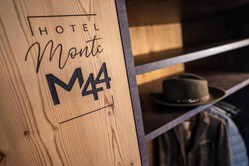 Hotel Monte44