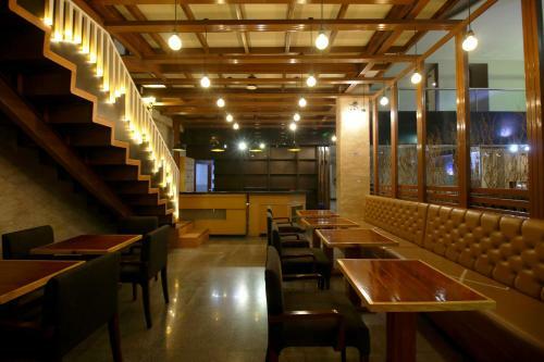 Altona Hotel
