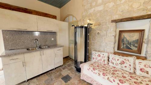 Lodge Hemdat Nefesh