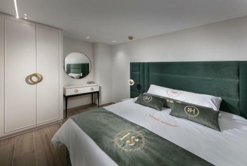 Ancient Gate Boutique Hotel