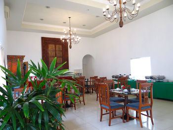 Hotel Las Palomas Express