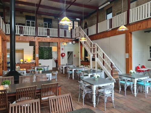 Kearsley Hotel