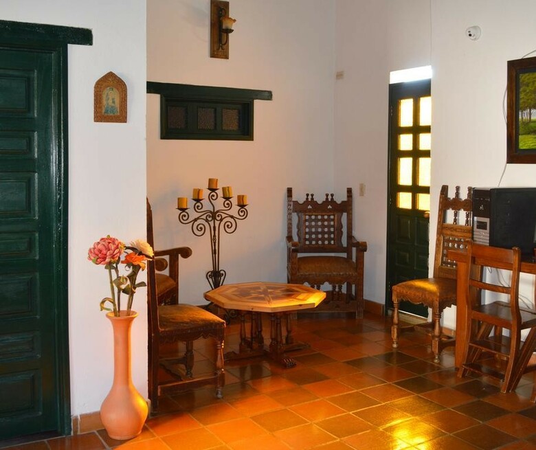 Hotel Antonio Nari�o