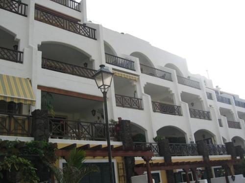 Apartamentos Rocas Del Mar