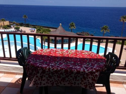 Apartamentos Rocas Del Mar