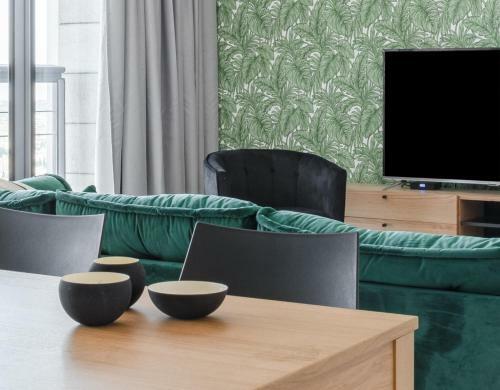 J Tower Residence Boutique - Apartments & Suites