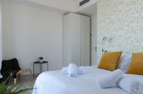 J Tower Residence Boutique - Apartments & Suites