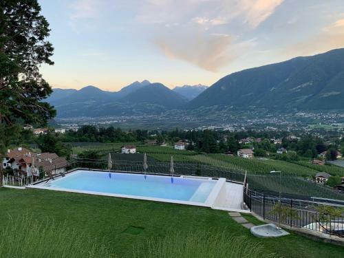 Apartamento Schenna Chalet - Panorama Chalet Garden