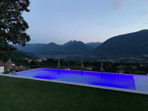 Apartamento Schenna Chalet - Panorama Chalet Garden