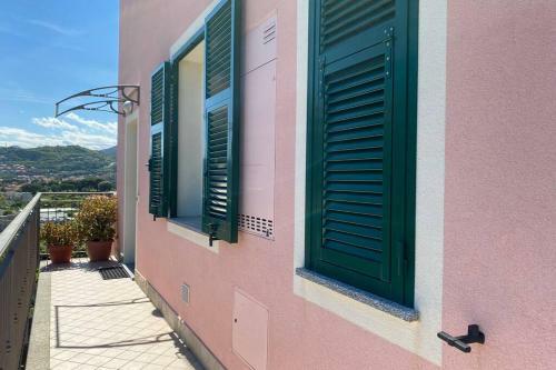 Apartamento Luminoso Bilocale Con Balcone A Borgio Verezzi