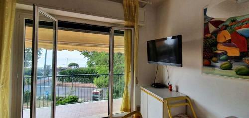 Apartamento UNA Finestra Sul Mare A Borgio Verezzi