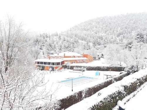 Hotel Val De Pinares
