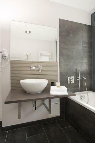 Hostal Pension Mariposa - Design Chambers