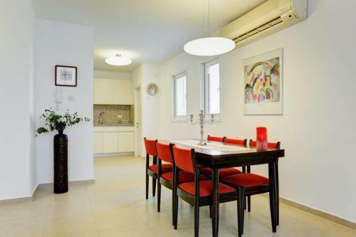 Apartamento Joli 2br In Bavli By Holyguest