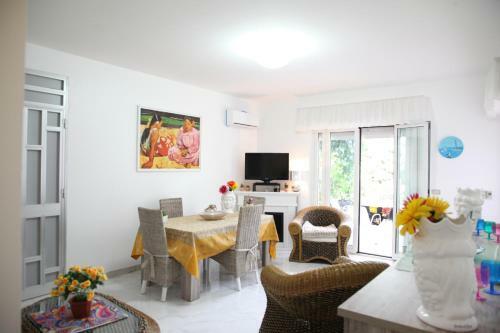 Villa Giardino 3 Camere 4 Bagni 2 Passi Dal Mare