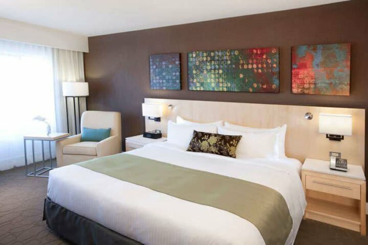 Hotel Delta Victoria Ocean Pointe