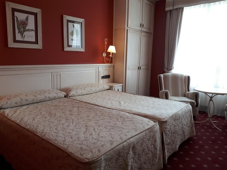 Hotel Leonor Mir�n