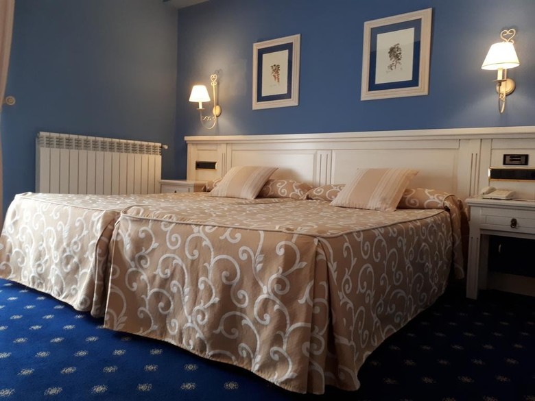 Hotel Leonor Mir�n