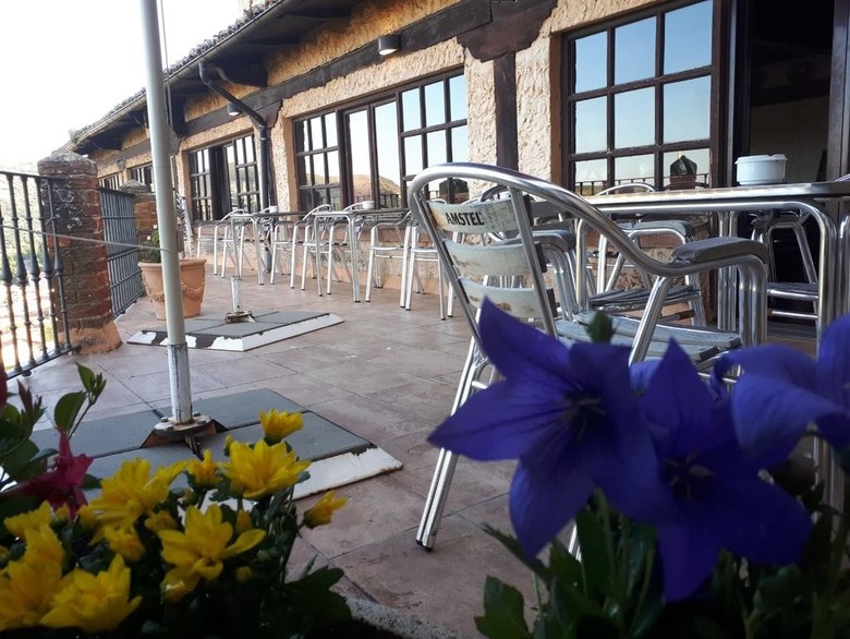 Hotel Leonor Mir�n