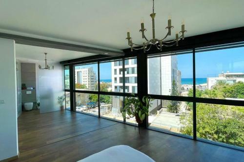 Apartamento Hayarkon Beach House! Duplex Penthouse