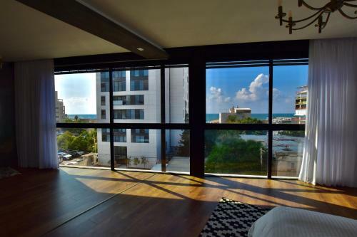 Apartamento Hayarkon Beach House! Duplex Penthouse