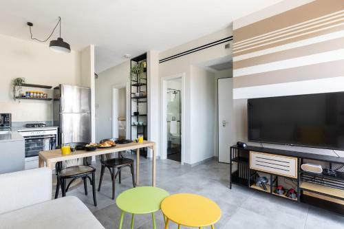 High Quality Tel Aviv Apartment In The City