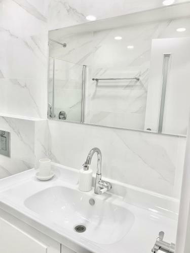 Lovely Apartment In Dizengoff