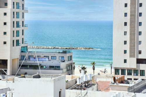 Apartamento Incredible 2br In Geula By Holyguest