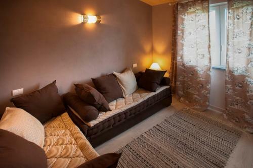 Agroturismo La Rosa Gialla B&B - Apartments