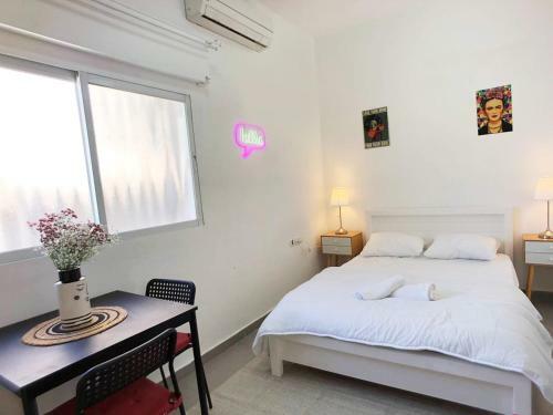 Lev Florentin Apartments