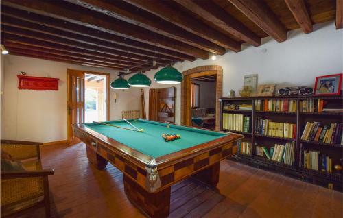 Amazing Home In Boara Pisani With 6 Bedrooms
