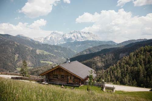 Chalet Rich