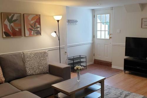 Apartamento Happy, Cozy, Fun, Loving Suite In West Vancouver