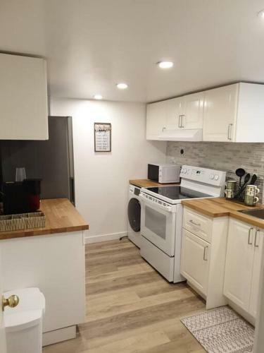Apartamento Happy, Cozy, Fun, Loving Suite In West Vancouver