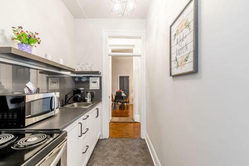Apartamento Upscale 1br Boutique Apt With Netflix - Prime Downtown Location!