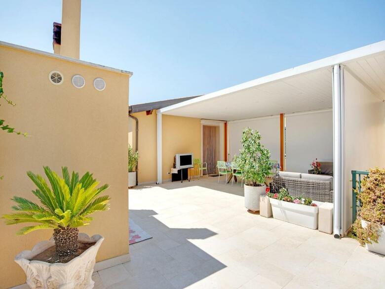Pleasant Apartment In Reitani With Air-conditioning