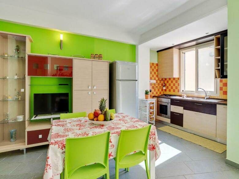 Pleasant Apartment In Reitani With Air-conditioning