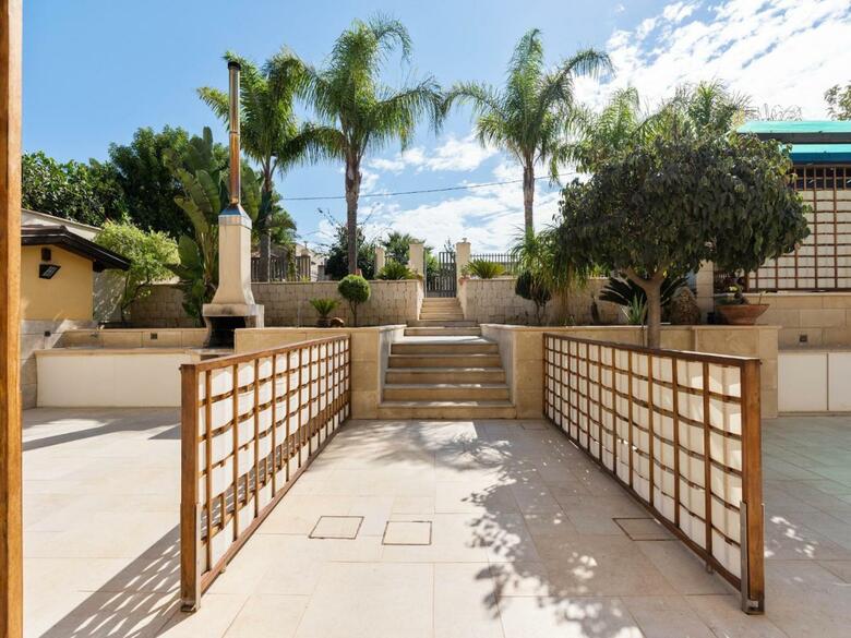 Pleasant Apartment In Reitani With Air-conditioning