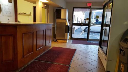 Bed & Breakfast Budget Inn 2000