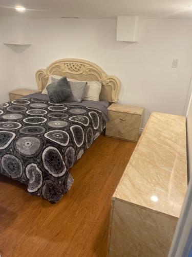 Hostal West Mountain Suites